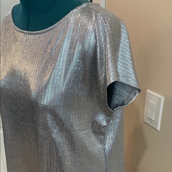 Shimmering Silver Short Sleeve Blouse 1X - Picture 3 of 9